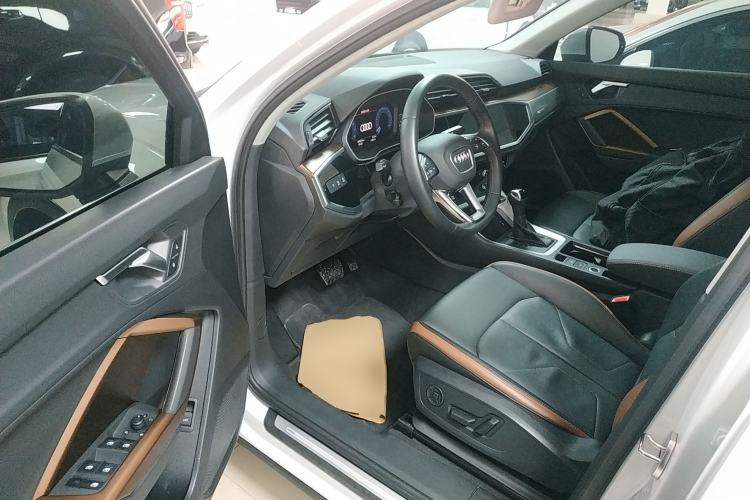 Used Audi Q3 2021 35 TFSI Fashionable and Elegant Model Driver Seat