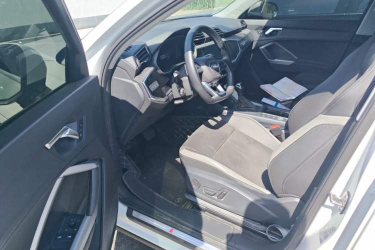 Used Audi Q3 2021 35 TFSI Fashion Dynamic Model Driver Seat