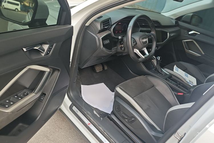 Used Audi Q3 2021 35 TFSI Fashion Dynamic Model Driver Seat