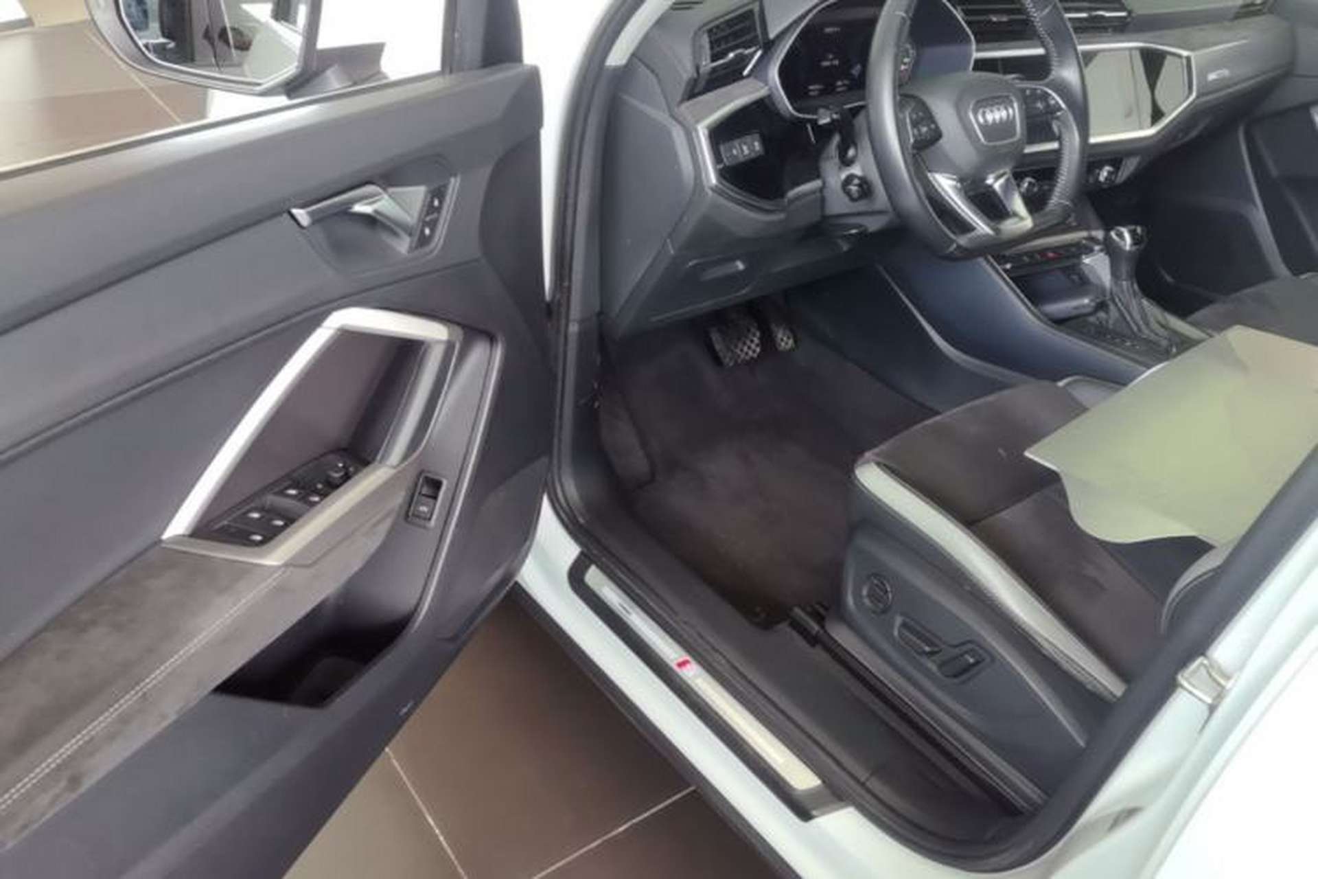 Used Audi Q3 2021 35 TFSI Fashion Dynamic Model Driver Seat