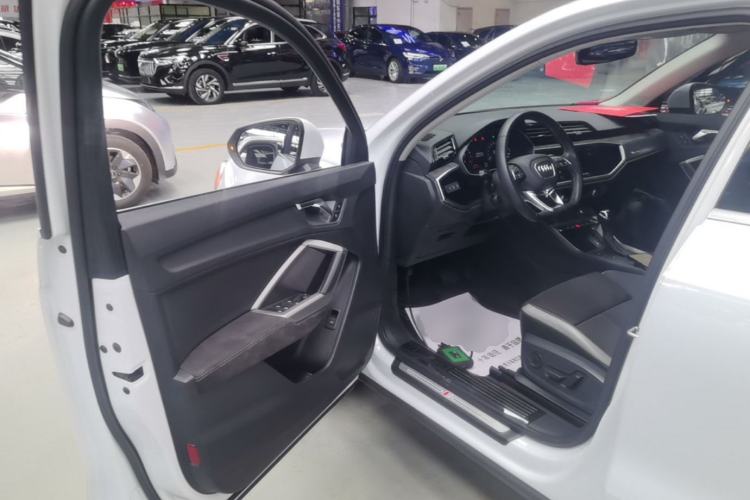 Used Audi Q3 2021 35 TFSI Fashion Dynamic Model Driver Seat