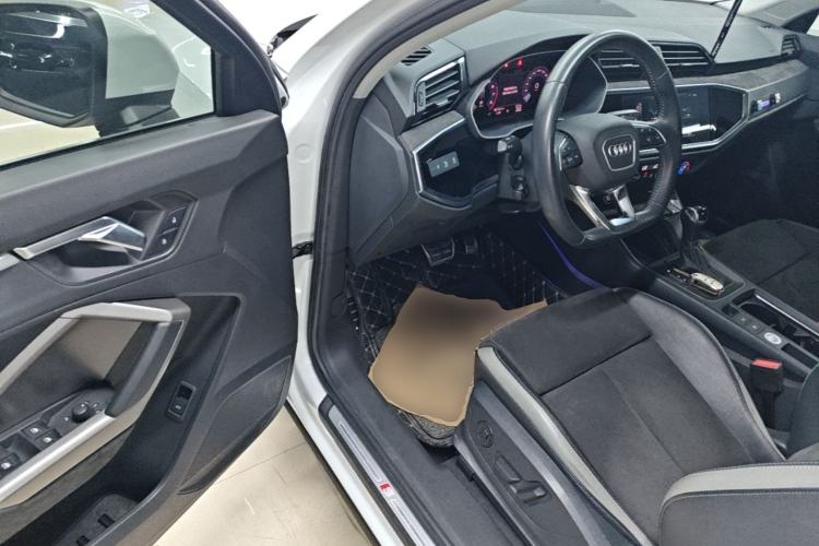 Used Audi Q3 2021 40 TFSI Fashion Dynamic Model Driver Seat