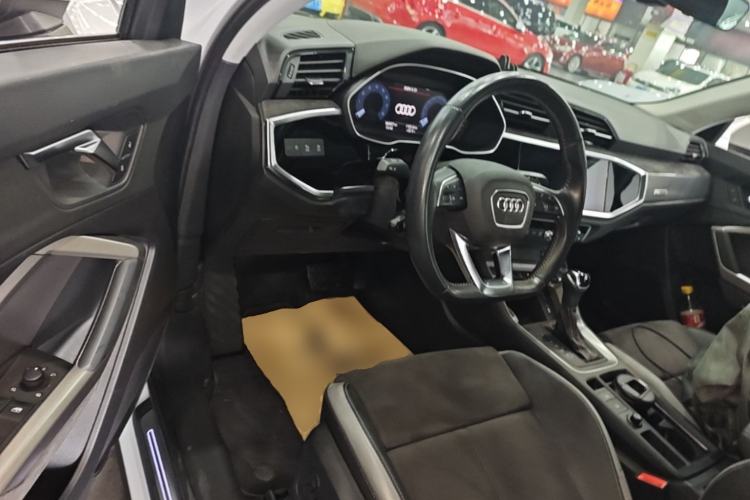 Used Audi Q3 2021 35 TFSI Fashion Dynamic Model Driver Seat