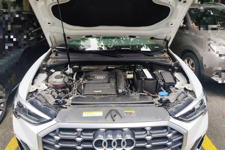 Used Audi Q3 2021 35 TFSI Fashion Dynamic Model Engine Bay