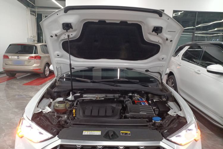 Used Audi Q3 2021 40 TFSI Fashion Dynamic Model Engine Bay