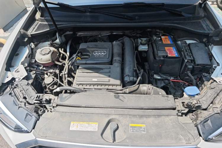 Used Audi Q3 2021 35 TFSI Fashion Dynamic Model Engine Bay