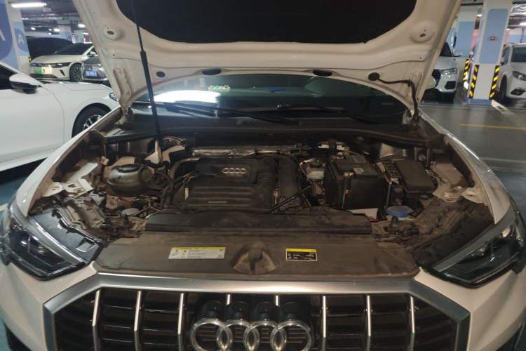 Used Audi Q3 2021 35 TFSI Advanced Style Edition Engine Bay