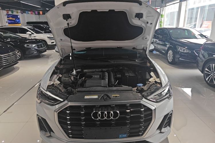 Used Audi Q3 2021 35 TFSI Progressive Dynamic Edition Engine Bay