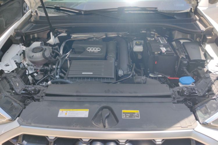 Used Audi Q3 2021 35 TFSI Fashion Dynamic Model Engine Bay