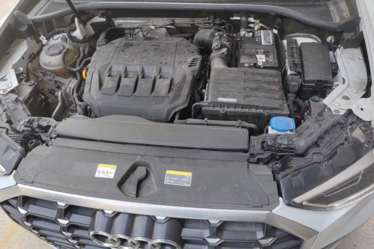 Used Audi Q3 2021 40 TFSI Fashion Dynamic Model Engine Bay