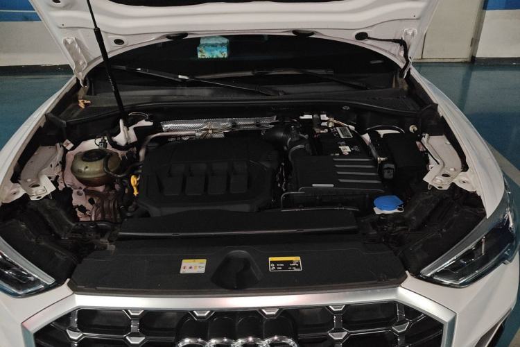 Used Audi Q3 2021 40 TFSI Fashion Dynamic Model Engine Bay