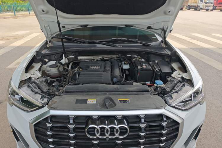 Used Audi Q3 2021 35 TFSI Progressive Dynamic Edition Engine Bay