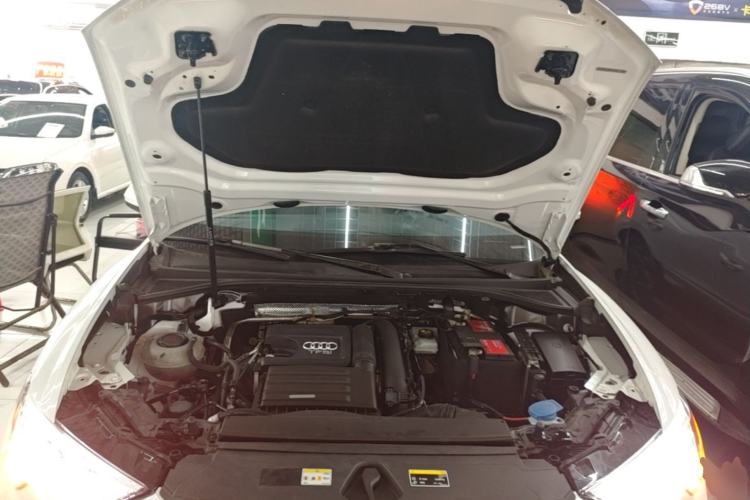 Used Audi Q3 2021 35 TFSI Fashion Dynamic Model Engine Bay