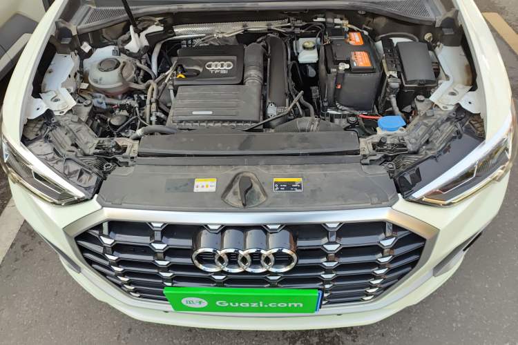 Used Audi Q3 2021 35 TFSI Fashion Dynamic Model Engine Bay