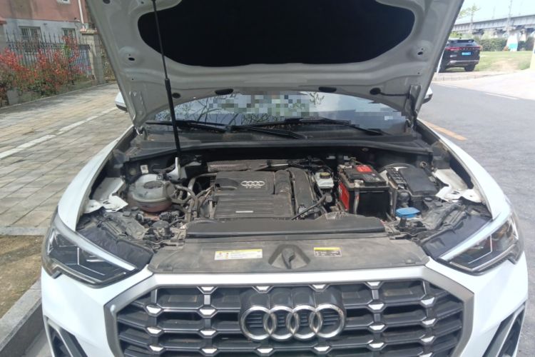 Used Audi Q3 2021 35 TFSI Progressive Dynamic Edition Engine Bay