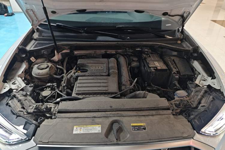 Used Audi Q3 2021 35 TFSI Fashion Dynamic Model Engine Bay