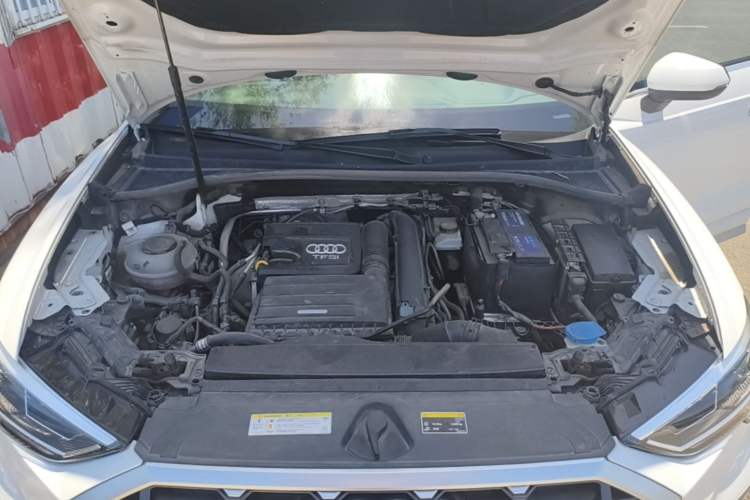 Used Audi Q3 2021 35 TFSI Progressive Dynamic Edition Engine Bay