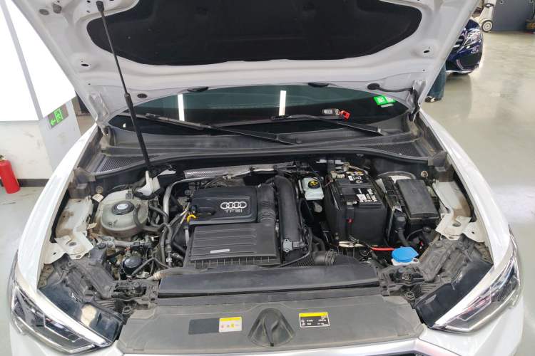Used Audi Q3 2021 35 TFSI Progressive Dynamic Edition Engine Bay