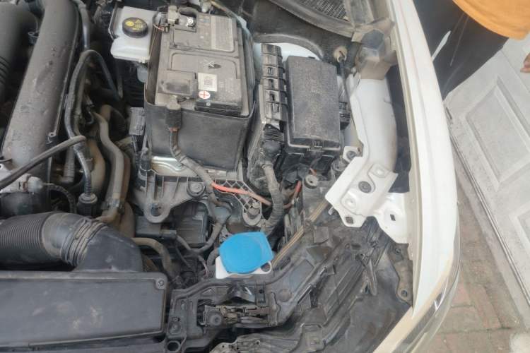 Used Audi Q3 2021 35 TFSI Fashion Dynamic Model Engine Bay Left