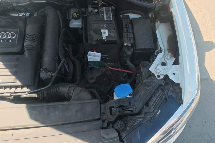 Used Audi Q3 2021 35 TFSI Progressive Dynamic Edition Engine Bay Left