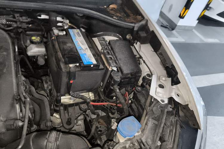Used Audi Q3 2021 35 TFSI Fashionable and Elegant Model Engine Bay Left