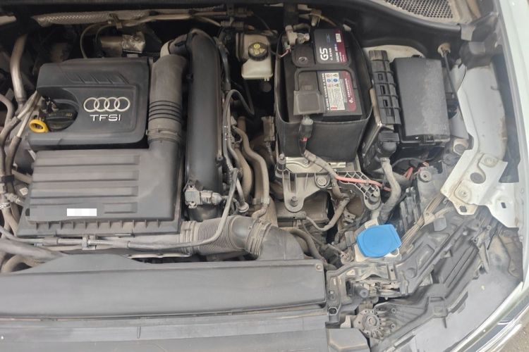 Used Audi Q3 2021 35 TFSI Fashion Dynamic Model Engine Bay Left