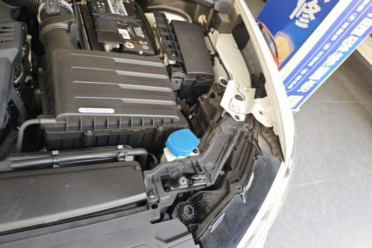 Used Audi Q3 2021 40 TFSI Fashion Dynamic Model Engine Bay Left