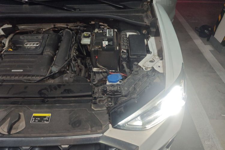 Used Audi Q3 2021 35 TFSI Progressive Dynamic Edition Engine Bay Left