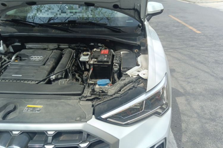Used Audi Q3 2021 35 TFSI Progressive Dynamic Edition Engine Bay Left