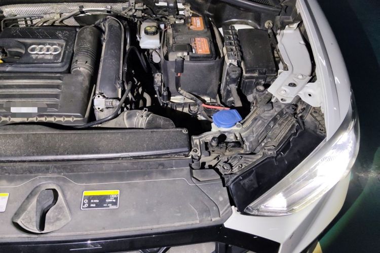 Used Audi Q3 2021 35 TFSI Progressive Dynamic Edition Engine Bay Left