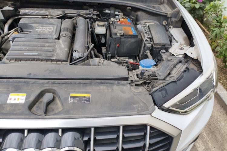 Used Audi Q3 2021 35 TFSI Fashionable and Elegant Model Engine Bay Left