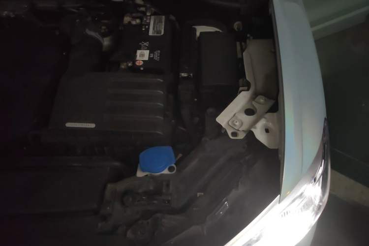 Used Audi Q3 2021 40 TFSI Fashion Dynamic Model Engine Bay Left