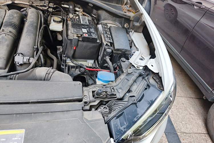 Used Audi Q3 2021 35 TFSI Progressive Dynamic Edition Engine Bay Left