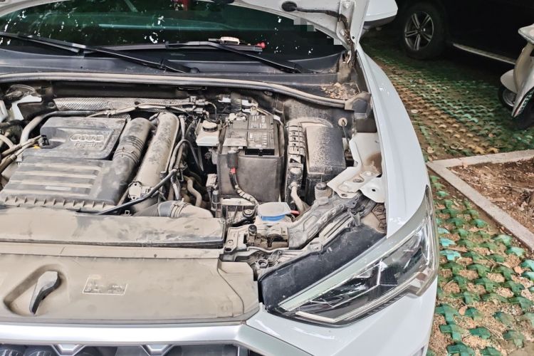 Used Audi Q3 2021 35 TFSI Progressive Dynamic Edition Engine Bay Left
