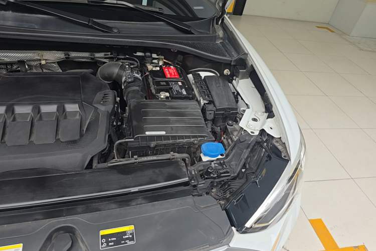 Used Audi Q3 2021 40 TFSI Fashion Dynamic Model Engine Bay Left