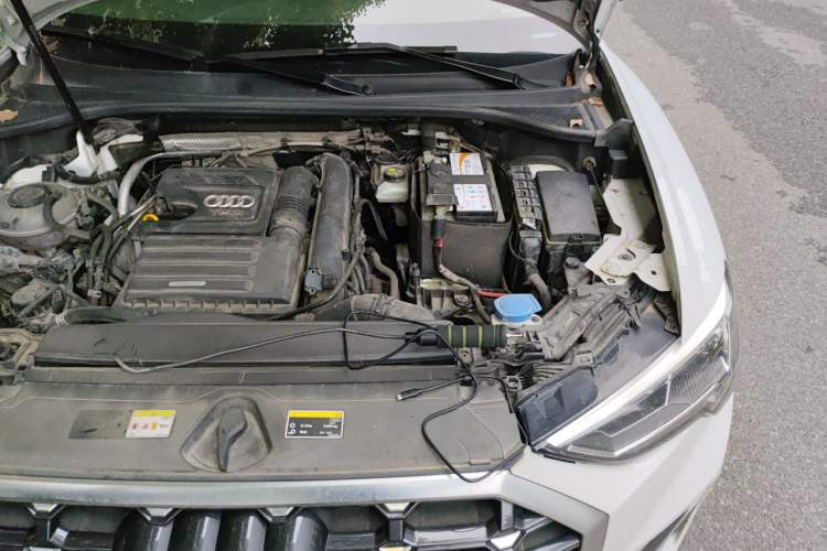 Used Audi Q3 2021 35 TFSI Progressive Dynamic Edition Engine Bay Left