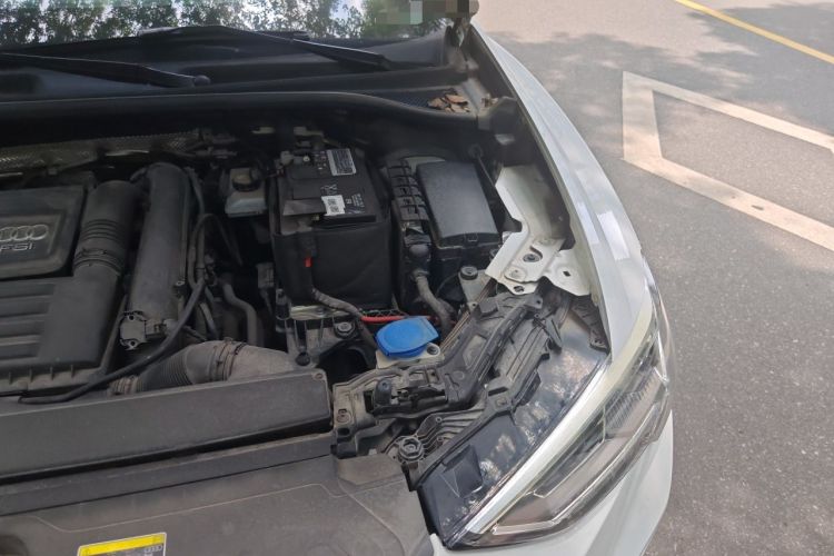 Used Audi Q3 2021 35 TFSI Fashion Dynamic Model Engine Bay Left