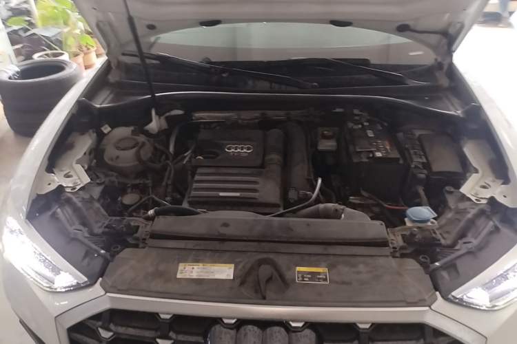 Used Audi Q3 2021 35 TFSI Fashion Dynamic Model Engine Bay