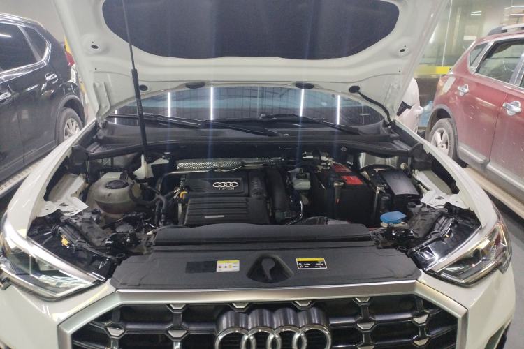 Used Audi Q3 2021 35 TFSI Fashion Dynamic Model Engine Bay