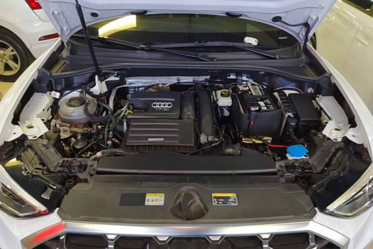 Used Audi Q3 2021 35 TFSI Progressive Dynamic Edition Engine Bay