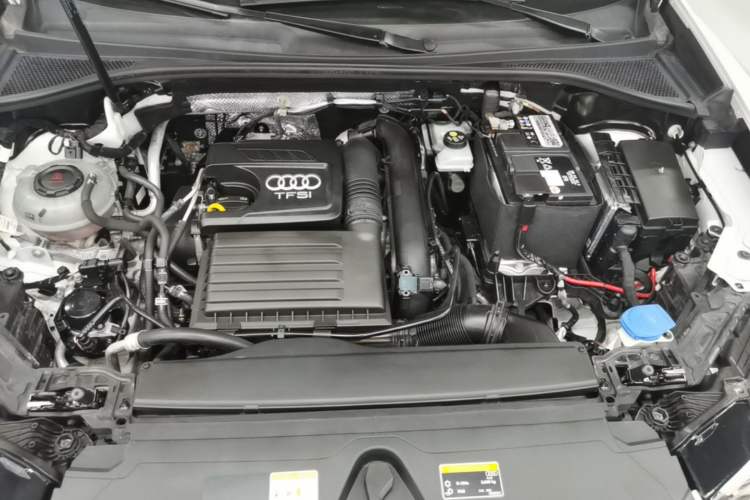 Used Audi Q3 2021 35 TFSI Fashion Dynamic Model Engine Bay