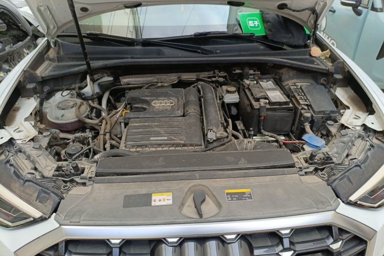 Used Audi Q3 2021 35 TFSI Fashion Dynamic Model Engine Bay