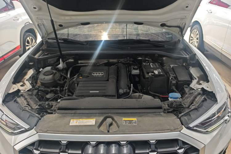 Used Audi Q3 2021 35 TFSI Fashion Dynamic Model Engine Bay