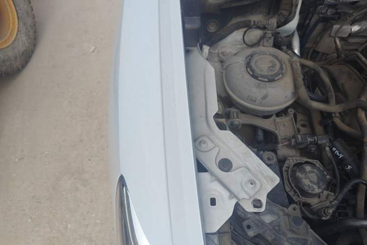 Used Audi Q3 2021 35 TFSI Progressive Dynamic Edition Engine Bay Right