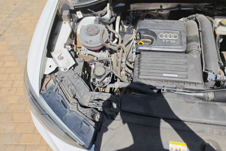Used Audi Q3 2021 35 TFSI Progressive Dynamic Edition Engine Bay Right