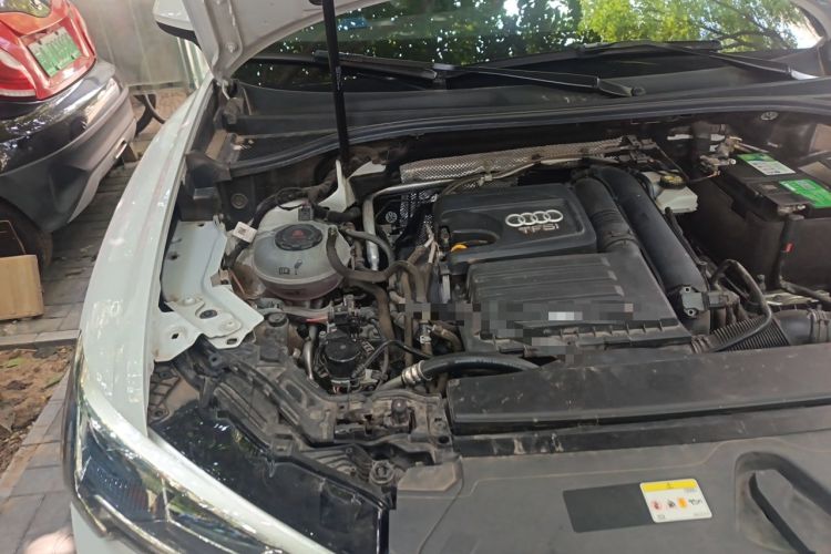 Used Audi Q3 2021 35 TFSI Progressive Dynamic Edition Engine Bay Right