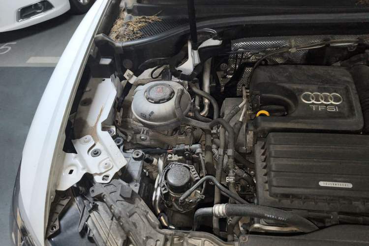 Used Audi Q3 2021 35 TFSI Fashionable and Elegant Model Engine Bay Right