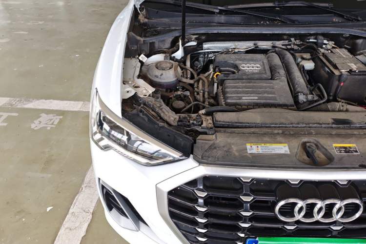 Used Audi Q3 2021 35 TFSI Progressive Dynamic Edition Engine Bay Right