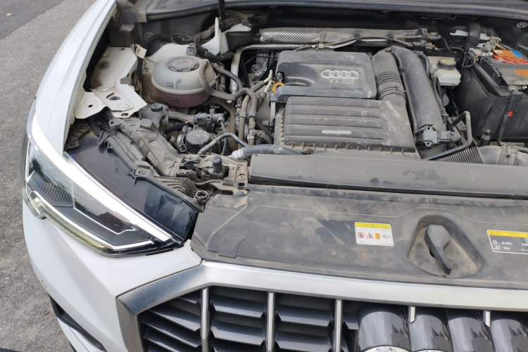 Used Audi Q3 2021 35 TFSI Fashionable and Elegant Model Engine Bay Right