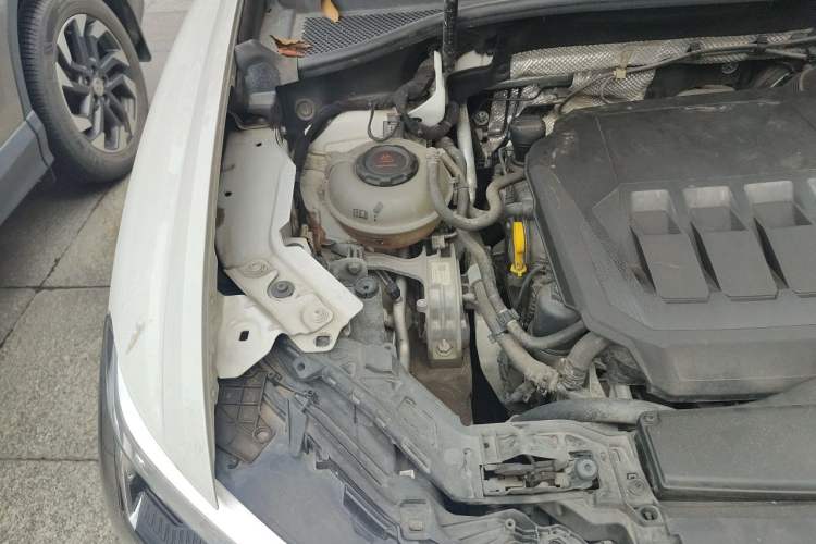 Used Audi Q3 2021 40 TFSI Fashion Dynamic Model Engine Bay Right